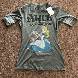 NWT Disney Alice And Wonderland T-Shirt